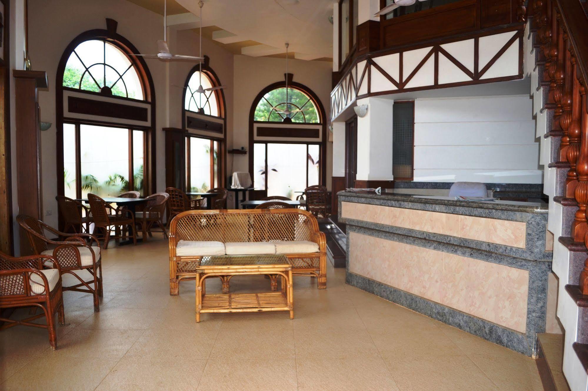 Sunset Resort 3*